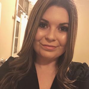 Meet your Posher, Raylea